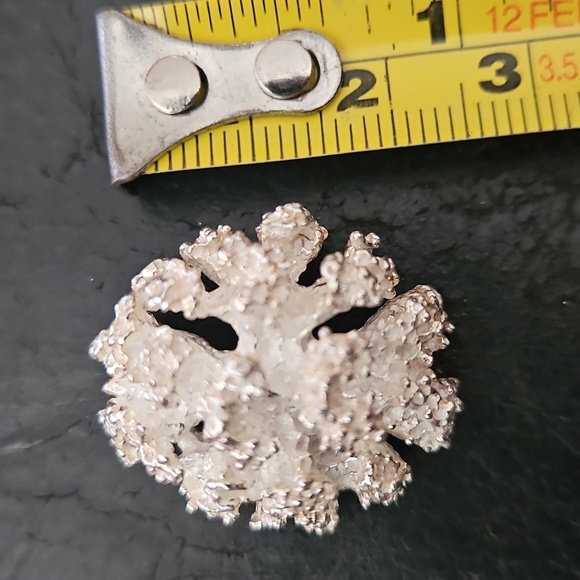 Vintage Elegant Silver Melted Crystalized Floral Pendant - Picture 6 of 6